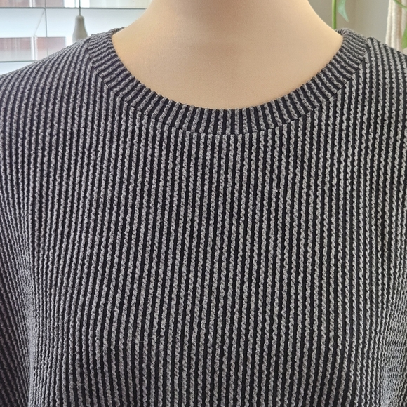 Zenana Outfitters Black and White Striped Top - Picture 9 of 15